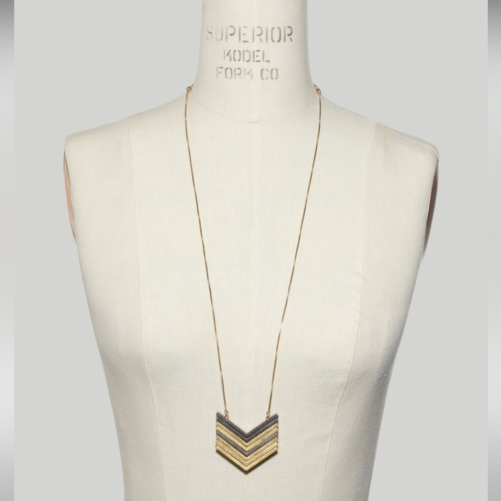 NWT Madewell Arrowstack Necklace, Gold/Gunmetal